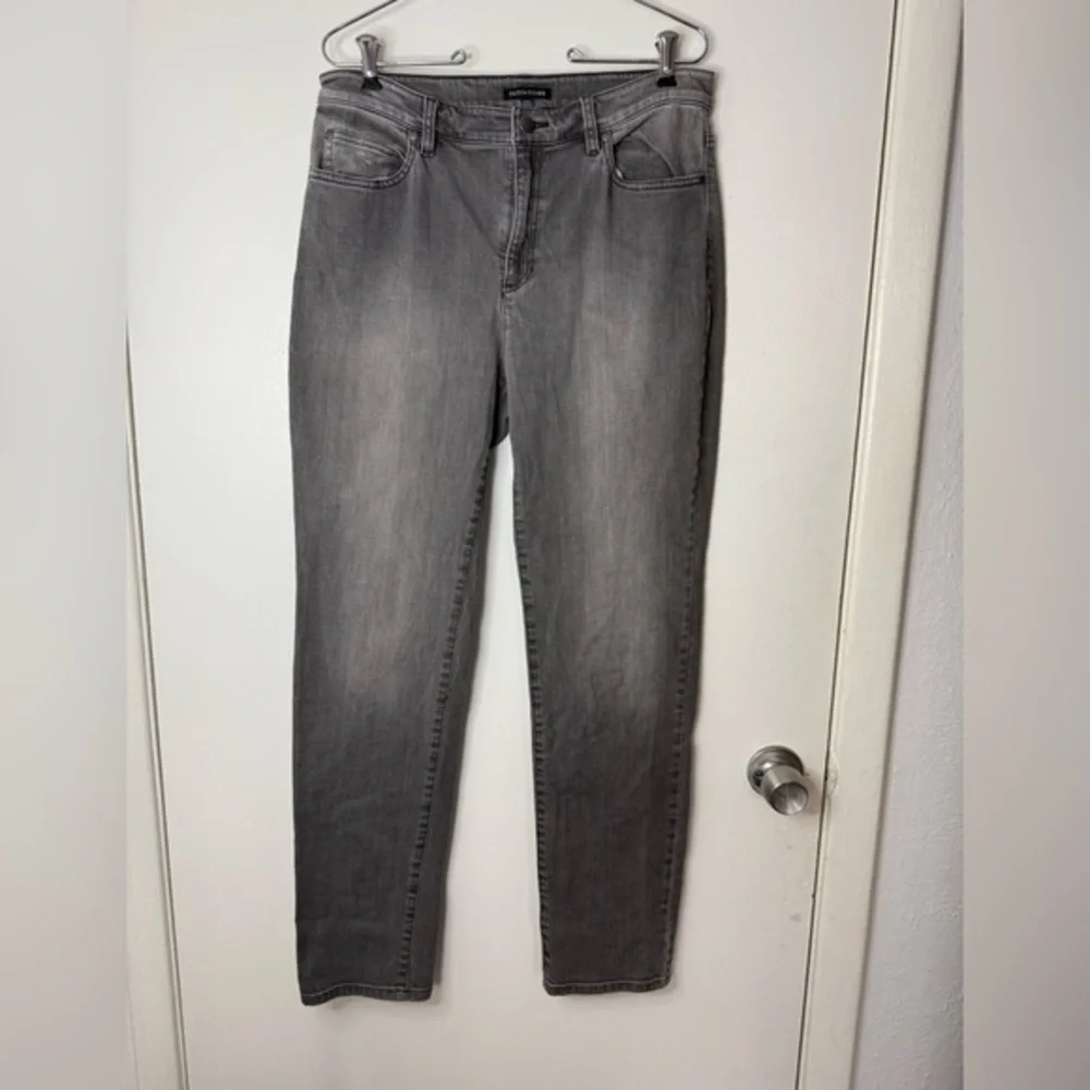 Eileen Fisher faded black/gray organic cotton tapered ankle high waist jeans 10
